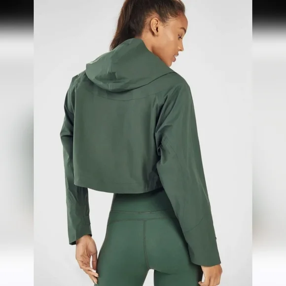 FABLETICS Cropped Hooded Jacket – Green | Lightweight Performance Layer. Small - Picture 5 of 16